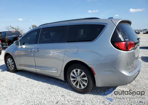 2017 Chrysler Pacifica Touring L from USA, damaged, VIN 2C4RC1BG3HR795500